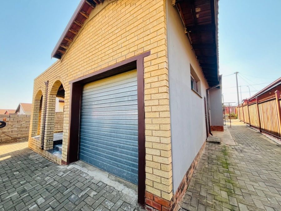 3 Bedroom Property for Sale in Blomanda Free State